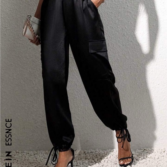 SHEIN Flap Side Pocket, Drawstring Hem and ankle Satin Pants - Picture 2 of 4